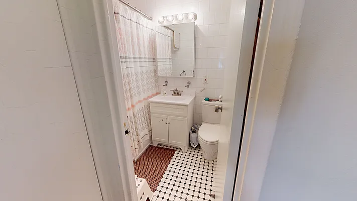 Rented by Emor Management Inc. | media 8
