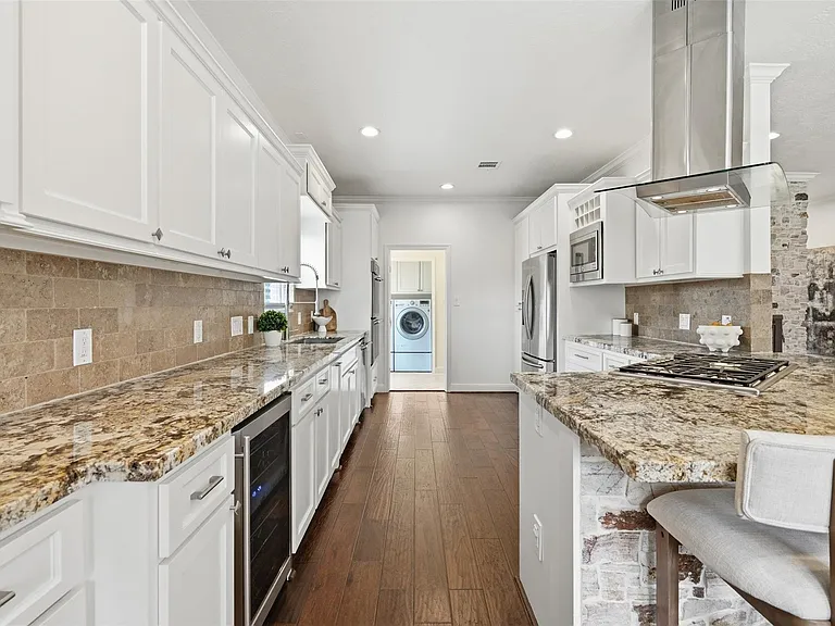 14002 Myrtlea Dr — Photo 13