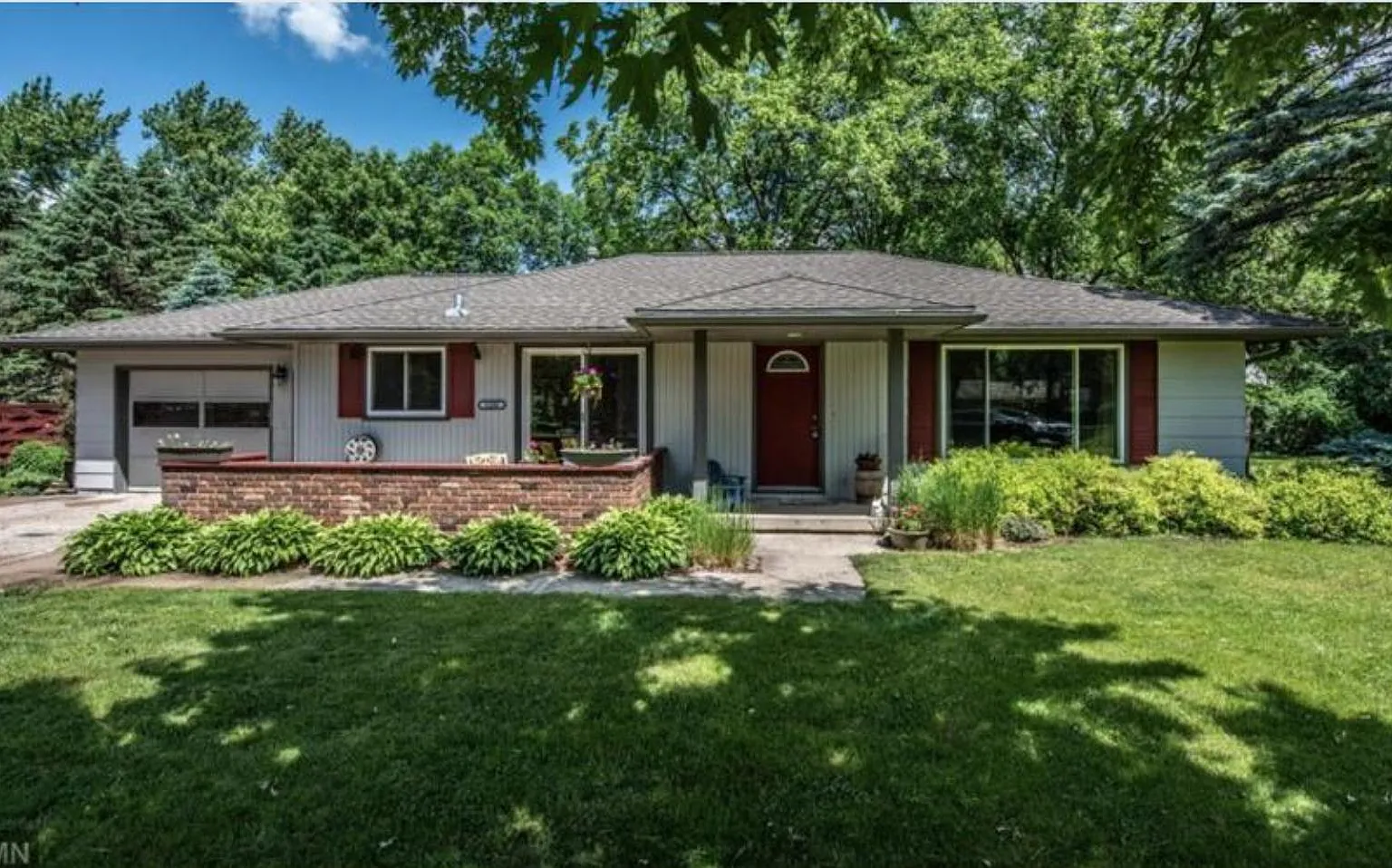 4 bed, 2232 sqft, $2,200 — Photo 1