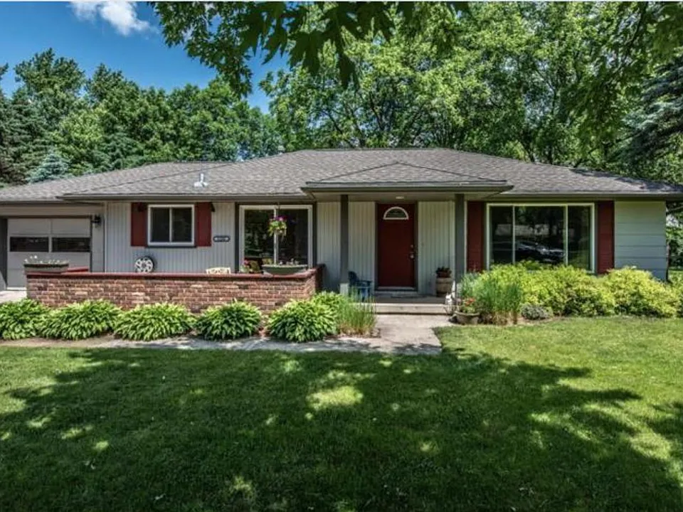 1200 Archibald Ct