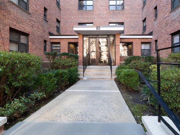 60 White Oak Street #2-H, New Rochelle, NY 10801