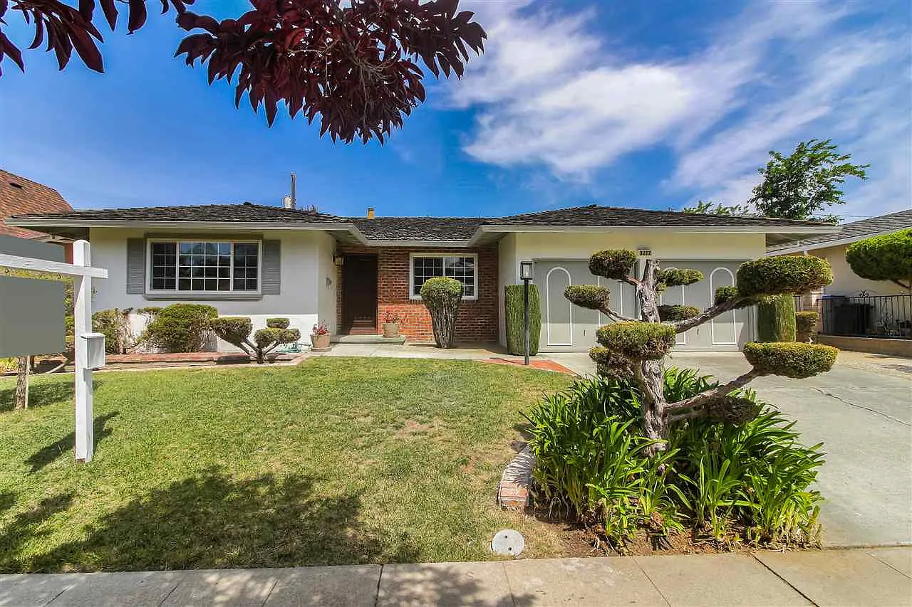 3277 Prado Ln photo 1