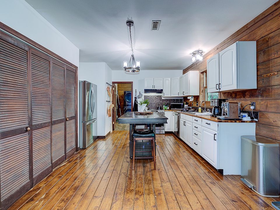 15th image of this home