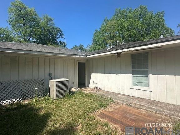 2nd image of 9680 Ridgewood Dr