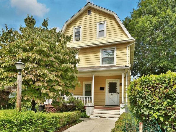 521 Manhattan Ave #1