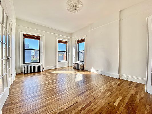 1st image of 212 Degraw St #4