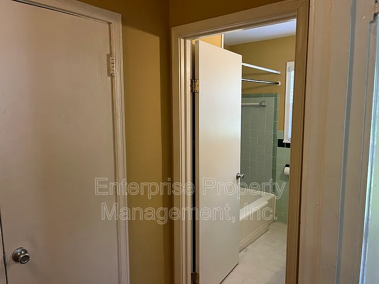 792 Saint Nick Dr — Photo 13
