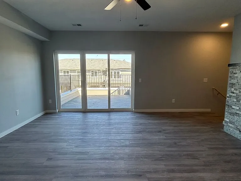 2723 Adams St — Photo 3