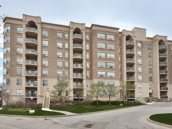 2085 Amherst Heights Dr #317, Burlington, ON L7P 5C2