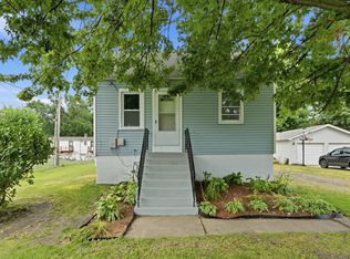 3846 173rd St, Hammond, IN 46323