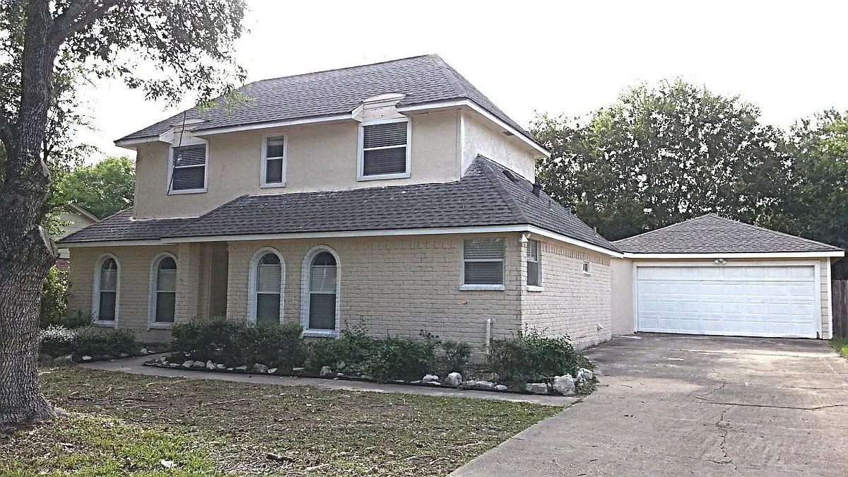 Building Photo - 11707 Easterling Dr