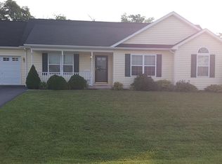 408 Marlowe Dr, Inwood, WV