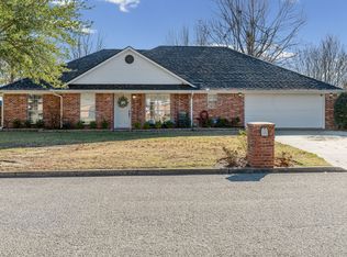 1311 Tiffany Ln, Commerce, TX 75428