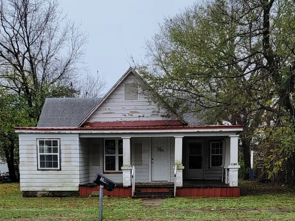 509 E Cherry St, Cushing, OK 74023