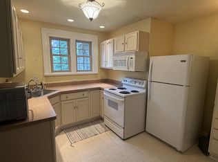 50 Getzville Rd APT F, Buffalo, NY 14226