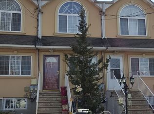 389 Morningstar Rd, Staten Island, NY 10303