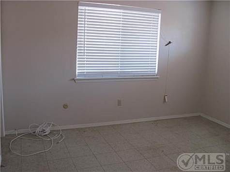 5th image of 8413 Reindeer Ave