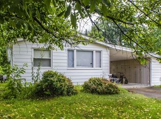 15 Eden Pl, Athens, OH 45701