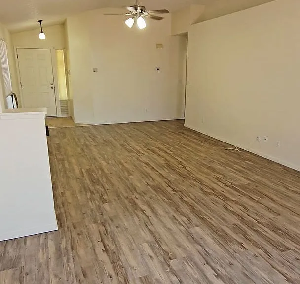 1656 Marinette Ct — Photo 6