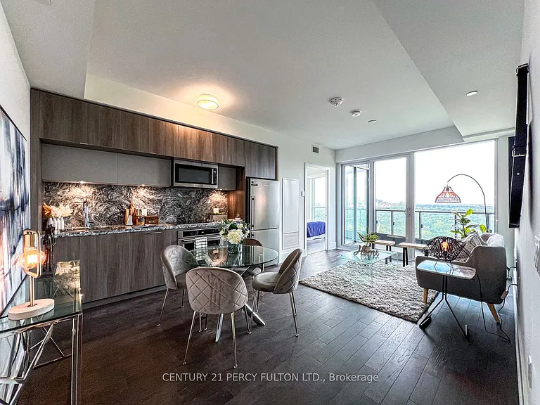 585 Bloor St E #3415 — Photo 3