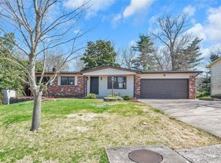 2942 Aintree Dr, Saint Charles, MO 63303