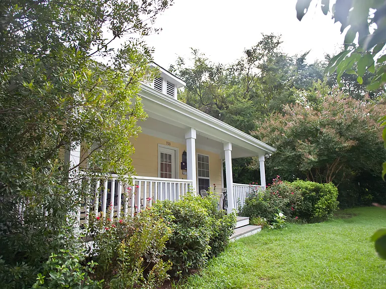 700 N Greensboro St #B — Photo 12