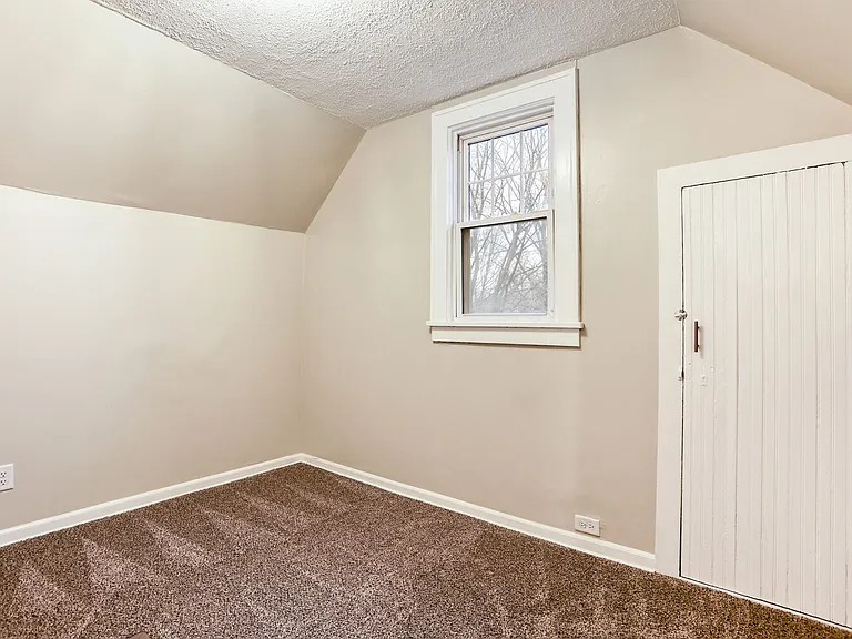 3407 Oliver Ave N — Photo 15