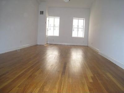 2nd image of 66 Pearl St APT 406