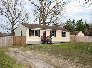 3921 Shoreview Dr, Sutherland, VA 23885