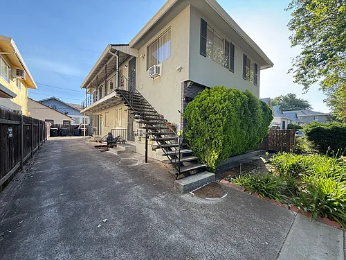 1405 U St #3 Photo 1