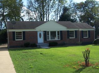 909 E Morgan St, Pulaski, TN 38478