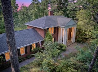 575 River Valley Rd, Sandy Springs, GA 30328
