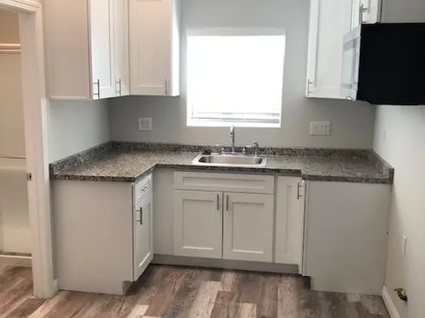 (undisclosed Address), Mission Hills, CA 91345