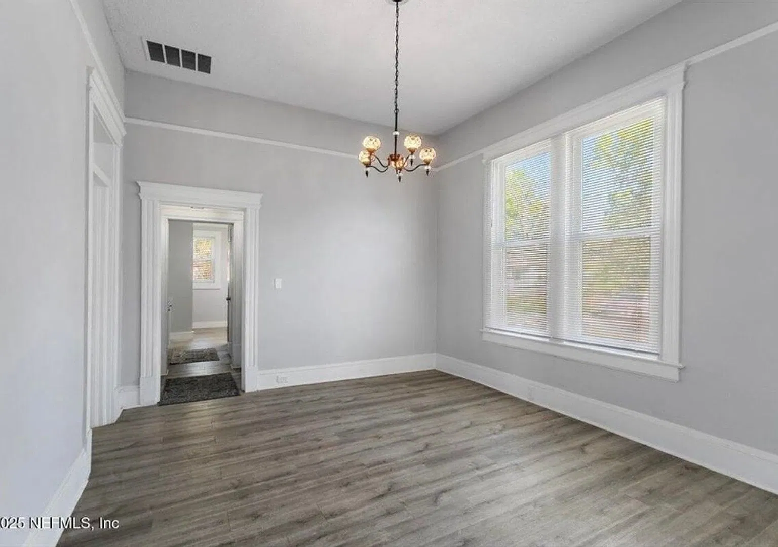 Charming 3BR House in Jacksonville — Photo 2