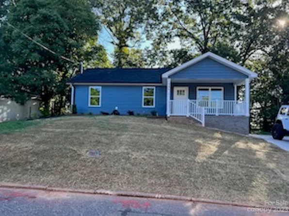 386 1/2 Woodlawn Ave, Cramerton, NC 28032
