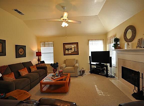 4th image of 171 Pelican Cove Dr