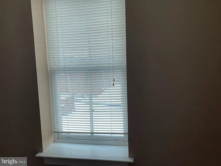 100 N Potomac St #3A — Photo 12