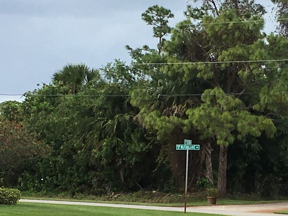 1st image of 1289 SE McFarlane Ave