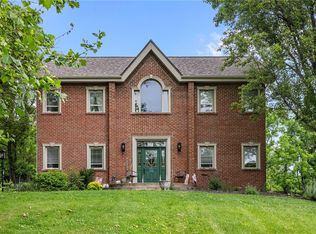 1841 Universal Rd, Pittsburgh, PA 15235
