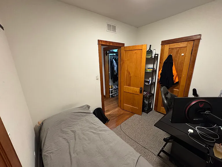 2152 W Walton St #1 — Photo 11