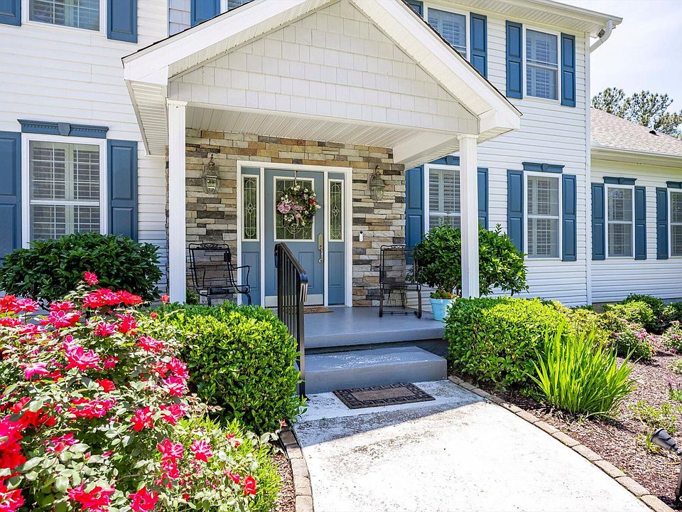 1st image of 131 Kershaw Lane