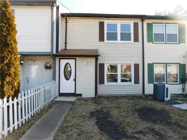1050 Commonwealth Pl, Virginia Beach, VA 23464