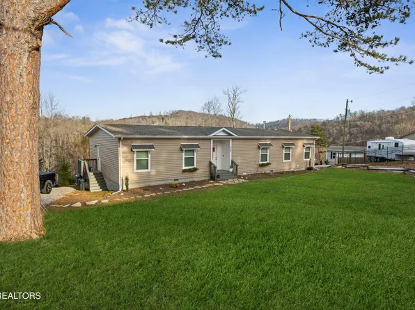 352 Perry Smith Ln, Caryville, TN 37714