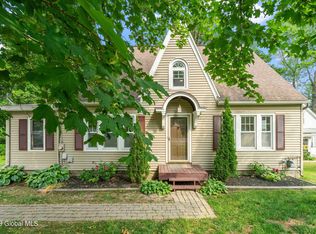 2595 Balltown Rd, Niskayuna, NY 12309