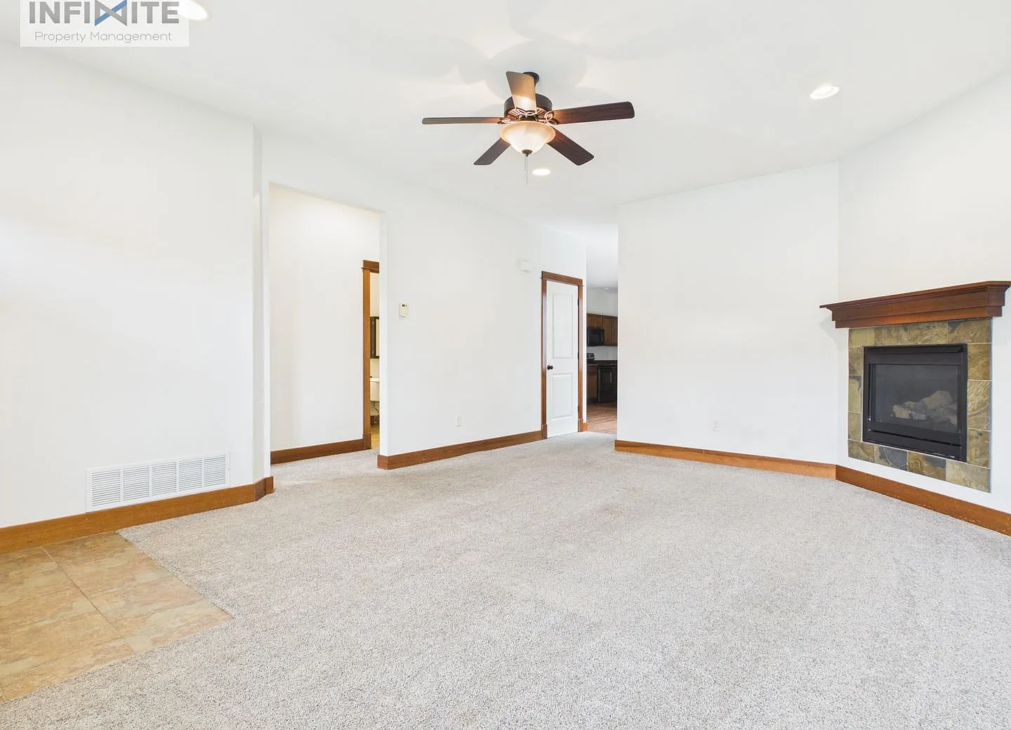 Comfortable Bozeman Living In A Great Location — Photo 3