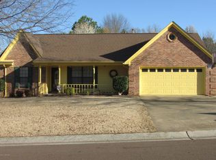 6743 Diana Dr, Olive Branch, MS 38654