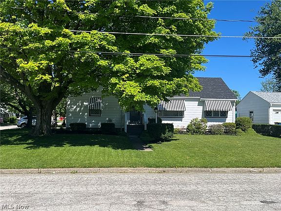 3rd image of 708 Allen Ave