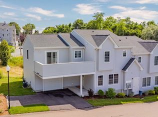 919 Bay St #20, Fall River, MA 02724