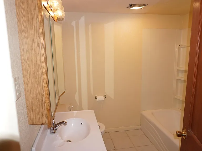 1603 Sioux Ave — Photo 8
