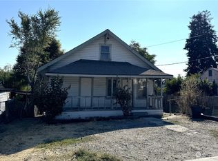 837 S Chelan Ave, Wenatchee, WA 98801